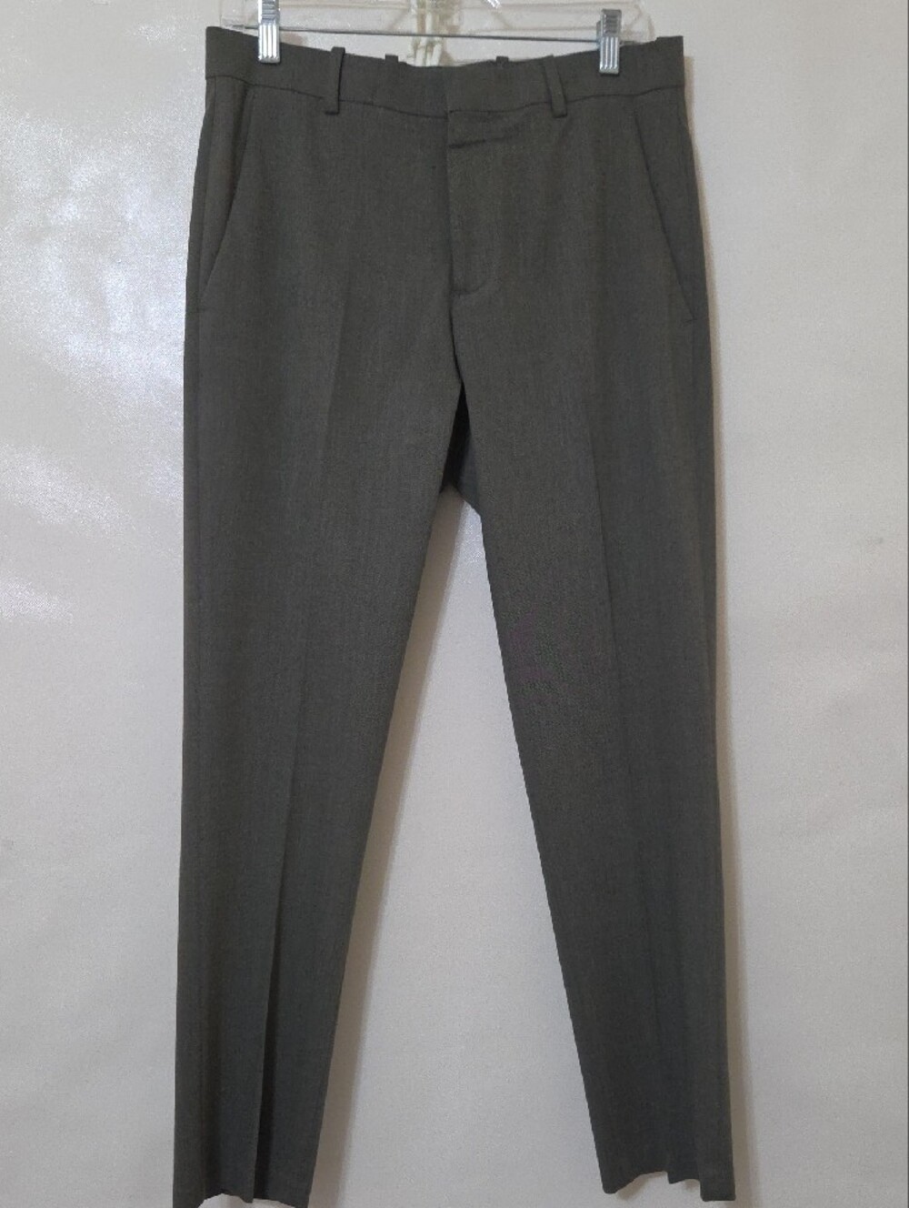 Perry Ellis Men's Olive Green Flat Front Slim Fit Dress Pants - Size 30